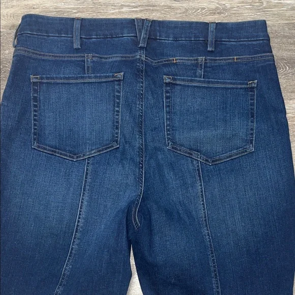 Duluth Trading Co 16x31 Women's Asset Management Demi Bootcut Jeans #bootcut - Picture 10 of 13